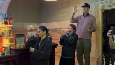 رسالة سيلينا جوميز لطاقم عمل مسلسل Only Murders In The Building (فيديو)