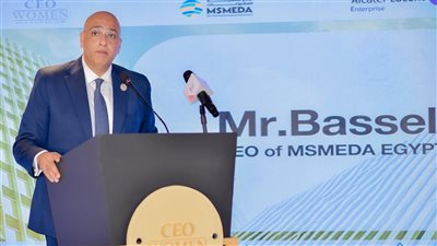 رحمي: تفعيل خدمات جهاز تنمية المشروعات لتعزيز قدرات المرأة بالأنشطة الاقتصادية