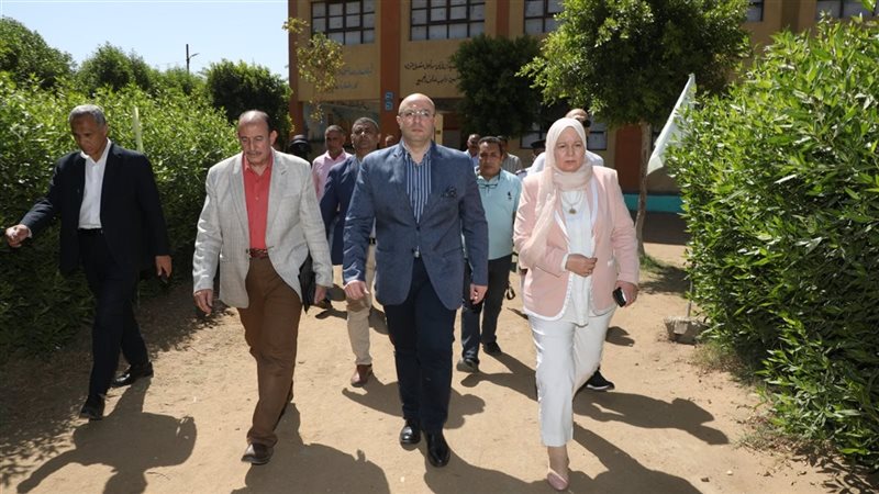 محافظ بني سويف يتفقد