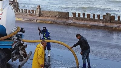 محافظ الإسكندرية: انتظام الدراسة غدا بعد تحسن الأحوال الجوية 