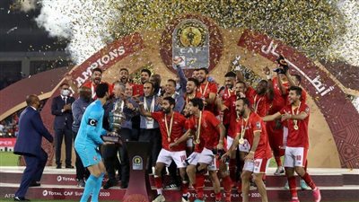 الكاف يحدد موعد وملعب مباراة السوبر الأفريقي 