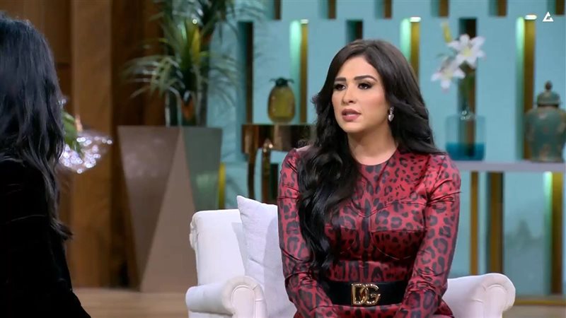 ياسمين عبد العزيز