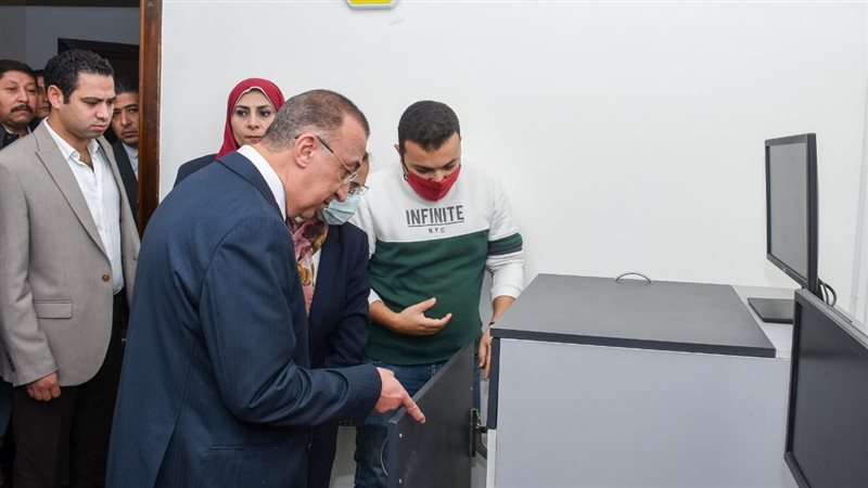 محافظ الإسكندرية