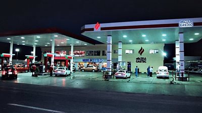 البترول: ألف محطة لتموين السيارات بالغاز الطبيعي مطلع 2022