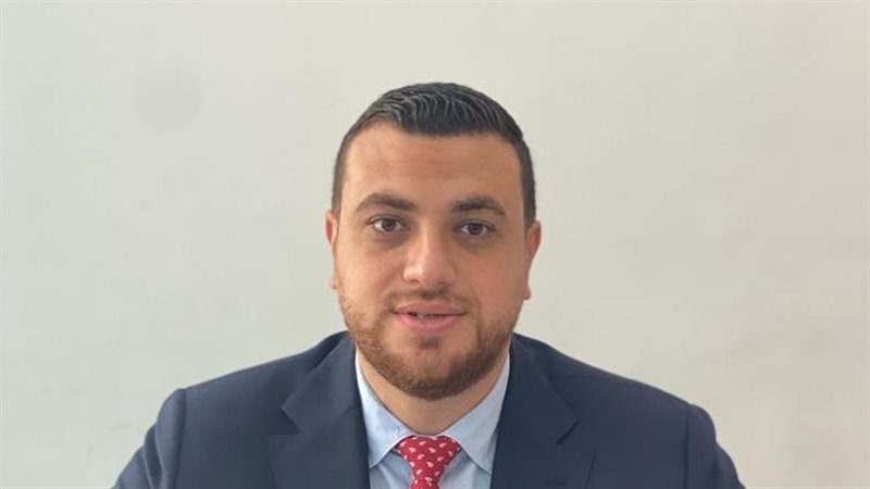 احمد عبد العزيز