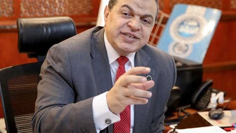 وزير القوي العاملة