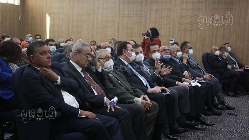 رئيس جامعة عين شمس