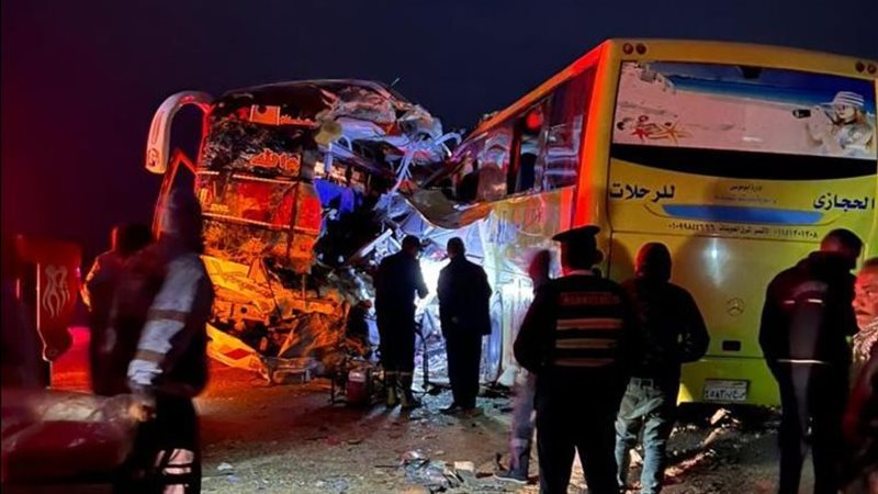 حادث تصادم أتوبيسين