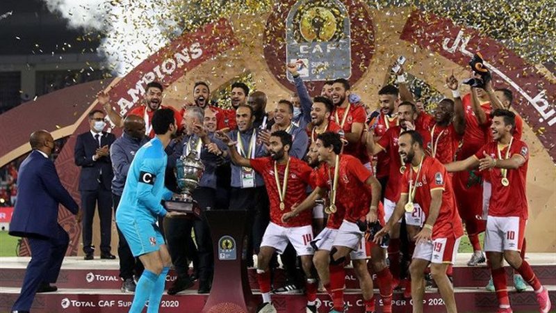 فريق الاهلي يحتفل