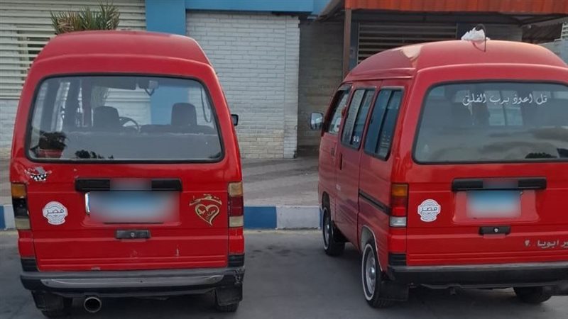 ضبط قائدى سيارتين