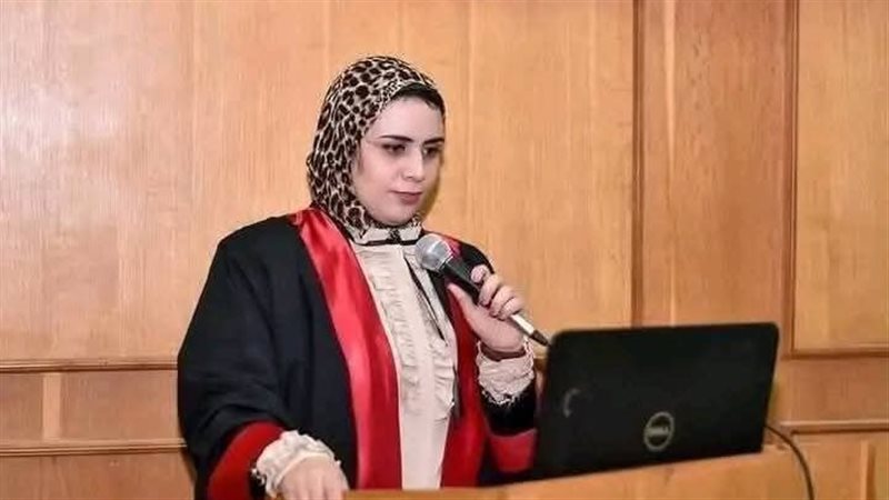 الدكتورة نشوة عاطف