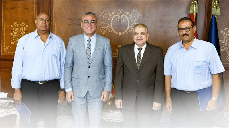 تكريم مشرفي محطة