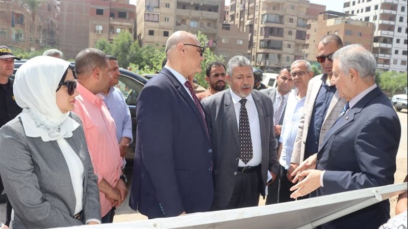 محافظ القليوبية خلال