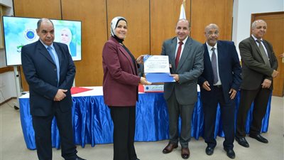 الضرائب تكرم محاضري التسهيلات الضريبية تقديرًا لجهودهم في نشر الوعي وتعزيز ثقافة الالتزام