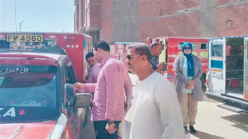 موقف عشوائي بمدينة
