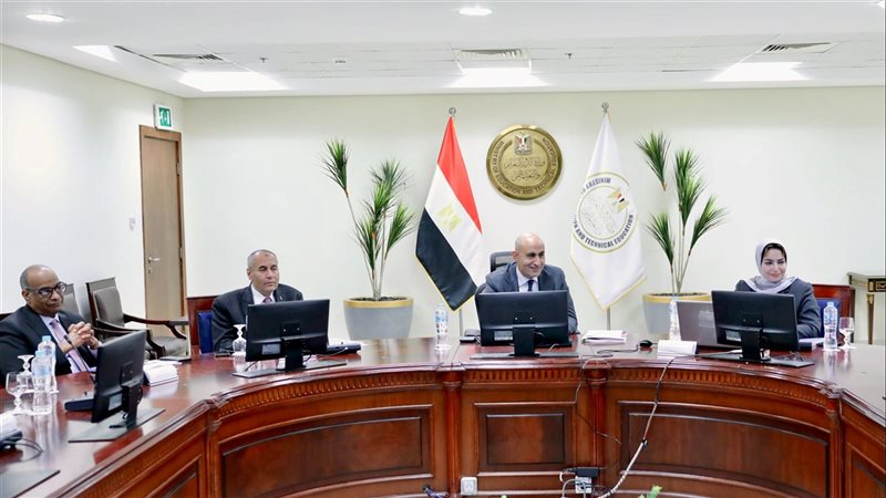 محمد عبد اللطيف وزير