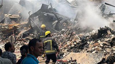 كنا هنموت محروقين، الحماية المدنية تنقذ عمال مخزن بويات البراجيل (فيديو)
