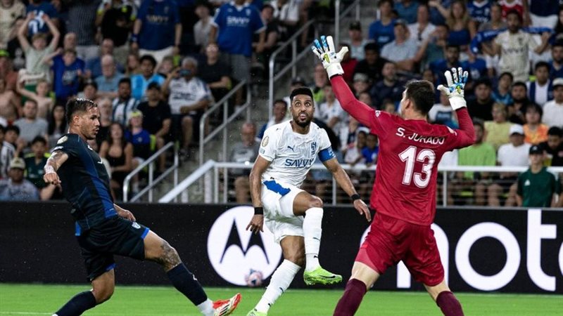 الهلال وباتشوكا،