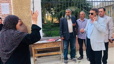 محافظ الدقهلية يتفقد مستوى الخدمات المقدمة للمواطنين بالمنصورة وسلامون القماش (صور)