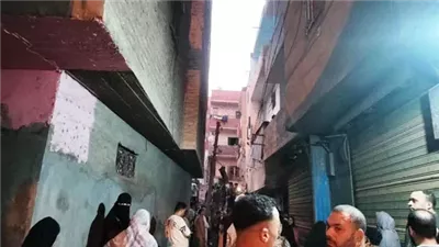 مالك عقار تعرض لانهيار جزئي بشبرا: الصدأ والرطوبة السبب