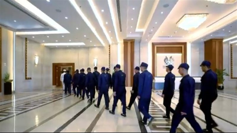 الإفراج عن 1027 نزيلًا