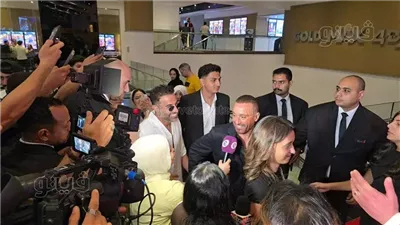 الصقر: أحمد فهمي بيلعب كورة كويس وبقول له يسيبه من التمثيل (فيديو)