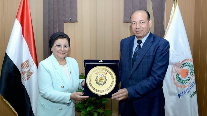 د.عبلة الألفي، فيتو