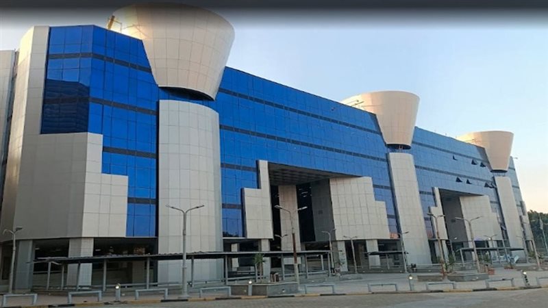 جامعة عين شمس، فيتو