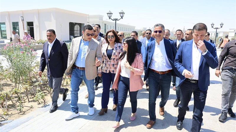 جولة تفقدية للوزراء