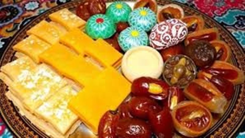 تناول الحلويات 