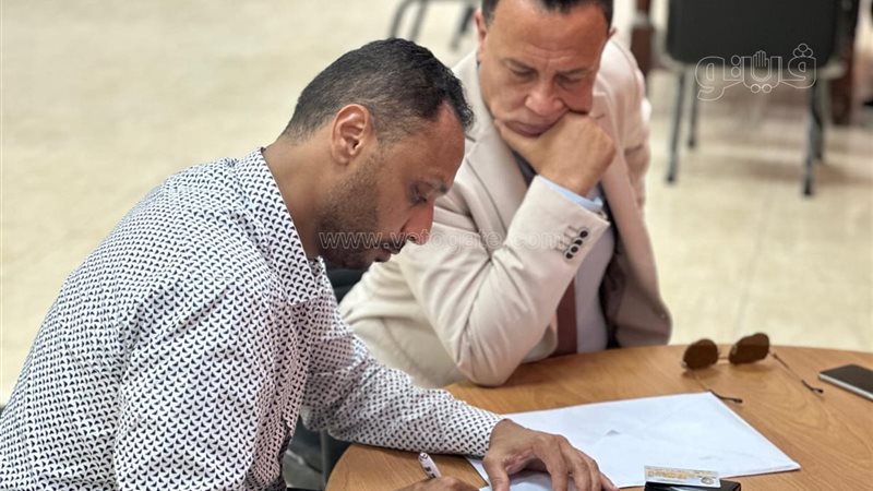 أول متقدم لخوض انتخابات