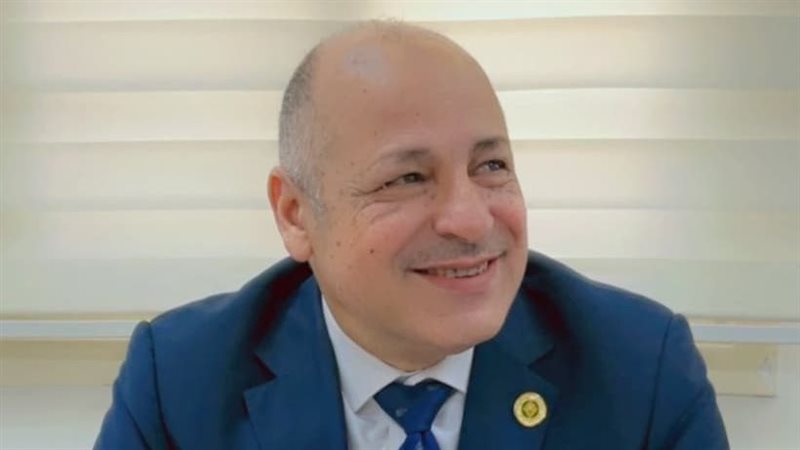 عادل العمدة،فيتو