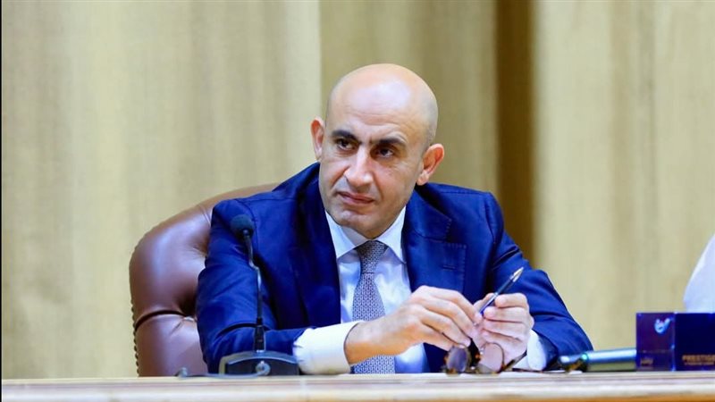محمد عبد اللطيف وزير