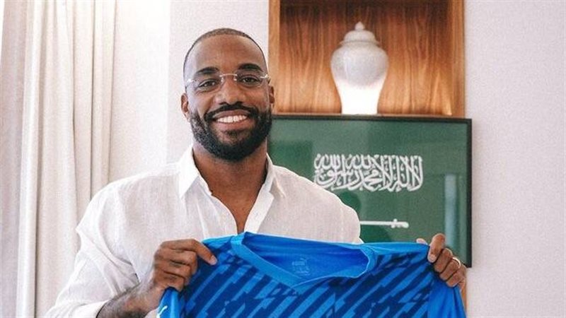 نيوم يعلن ضم ألكسندر