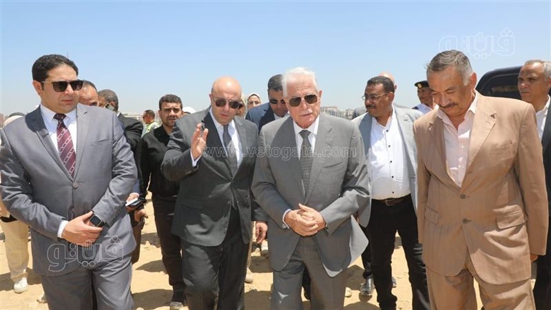 محافظ بني سويف ومستشار