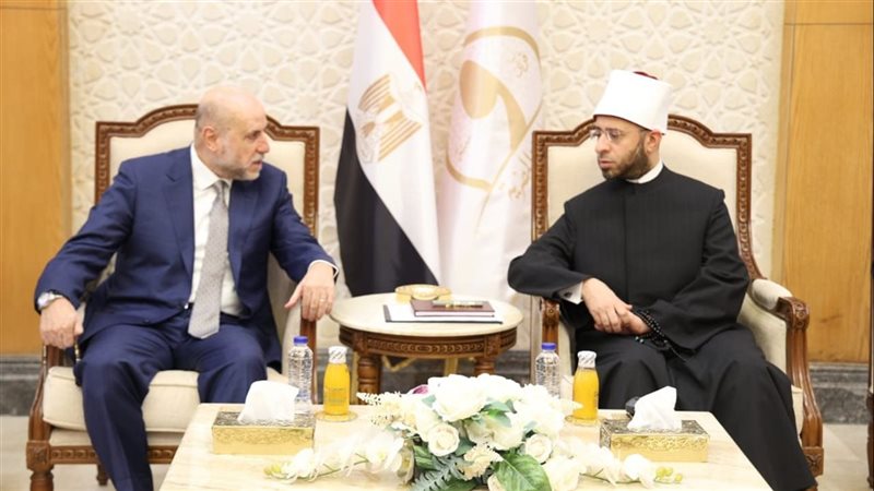 وزير الأوقاف وقاضي