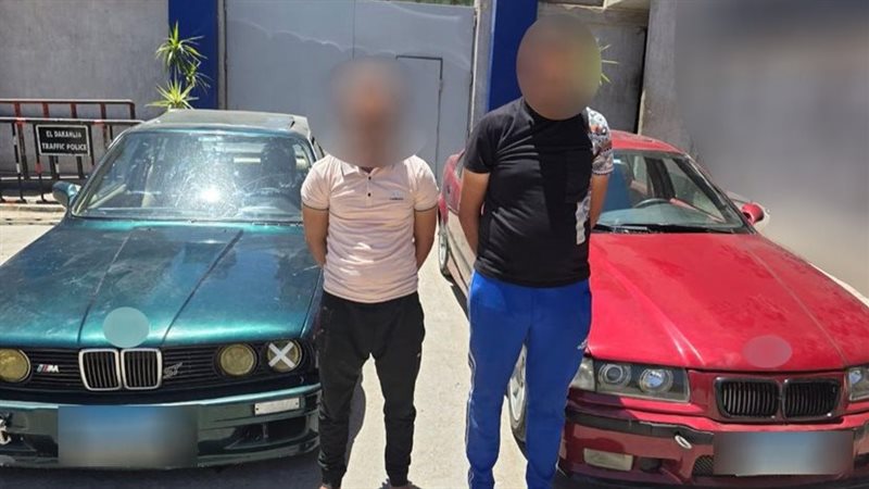 ضبط قائدي سيارتين