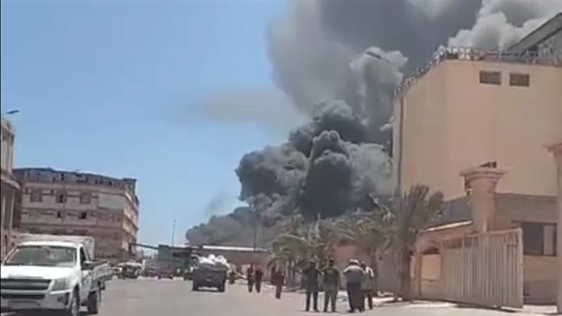 حريق بأحد مصانع المنطقة