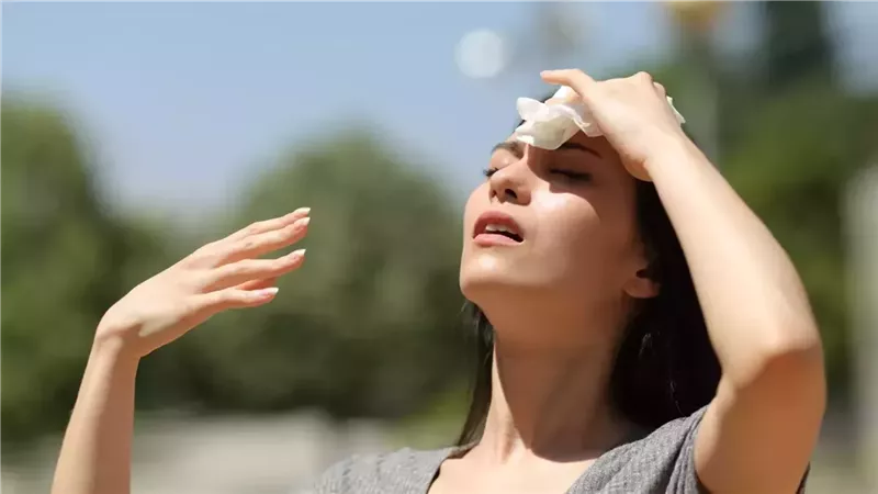 علاج ضربة الشمس في