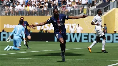 كأس العالم للأندية، ريال مدريد يفشل في هز شباك باريس بعد 75 دقيقة