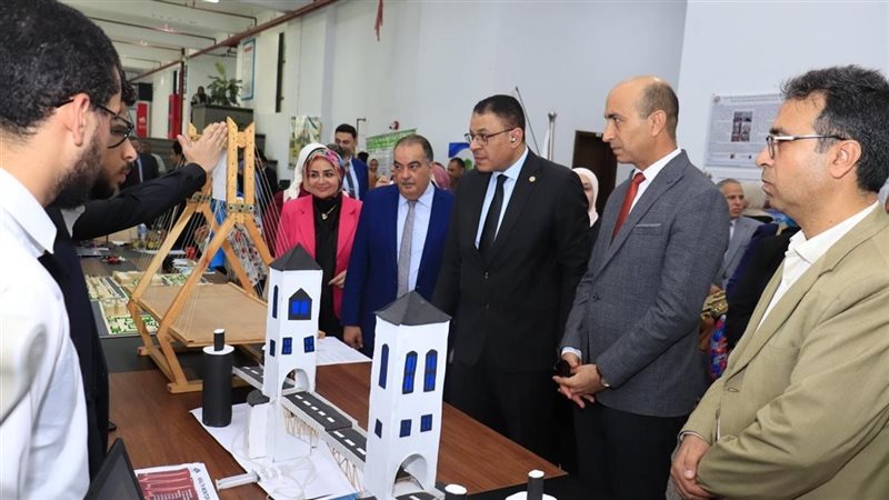 رئيس جامعة دمنهور،