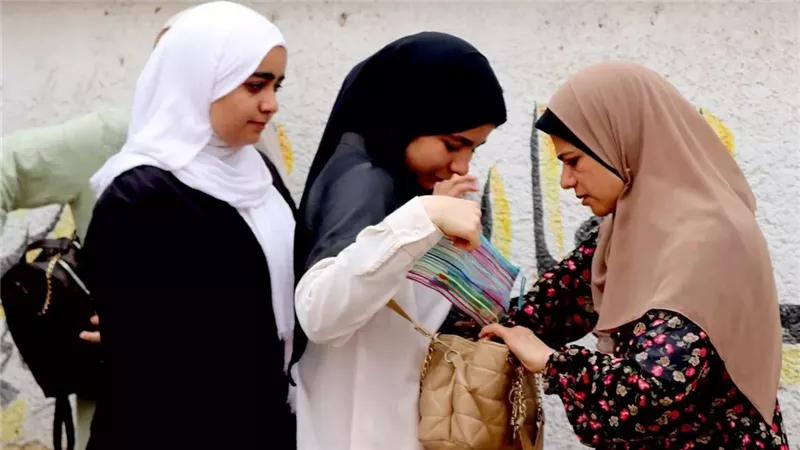 طلاب الثانوية العامة
