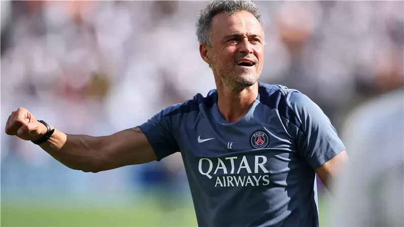 لويس انريكي،فيتو