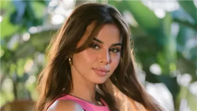 كنا بنحبك وأنت بريئة، هجوم حاد على منة عرفة بسبب إطلالتها الجريئة في مراسي (صور)