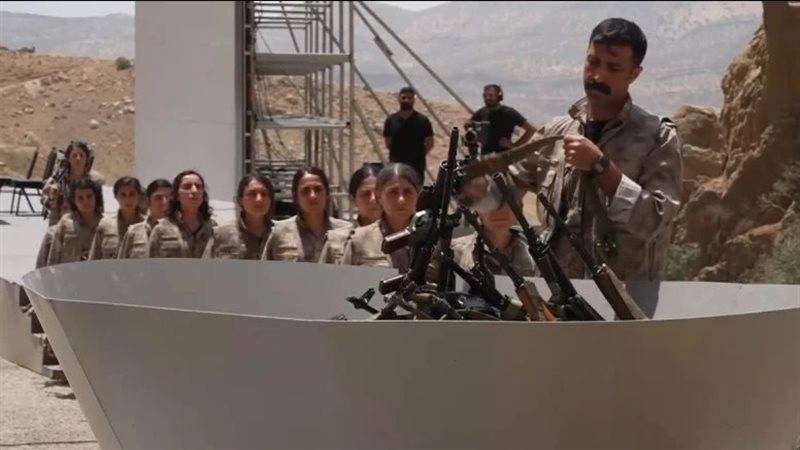 حرق سلاح حزب العمال