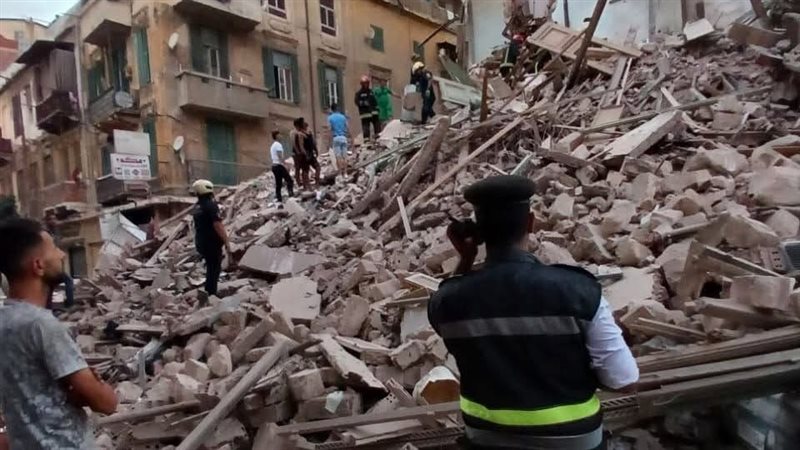 انهيار عقار بالاسكندرية