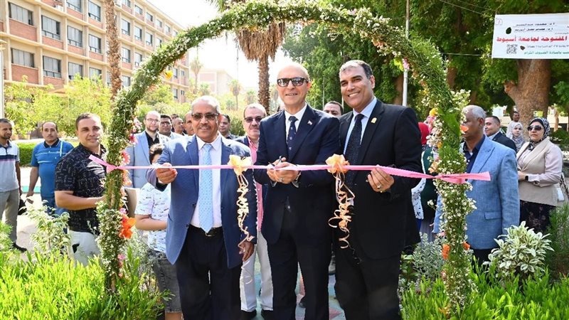 رئيس جامعة أسيوط