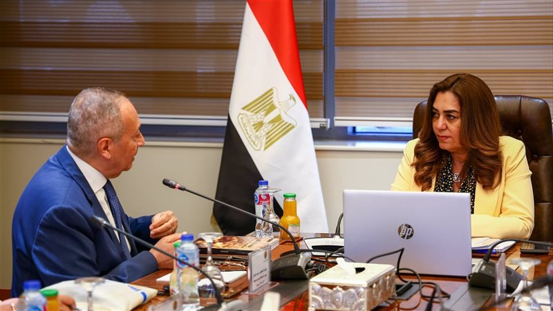 جانب من الاجتماع،
