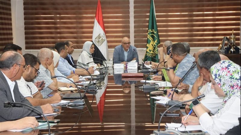 محافظ القليوبية خلال