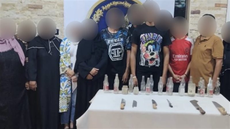 المتهمين 